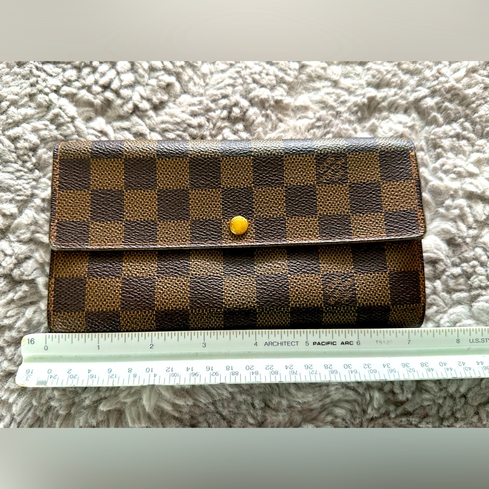 Louis Vuitton DE Sarah Wallet